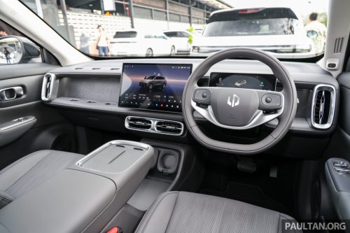 Leapmotor B10 gets first OTA software update – one-pedal driving, Apple CarPlay/Android Auto, shortcuts