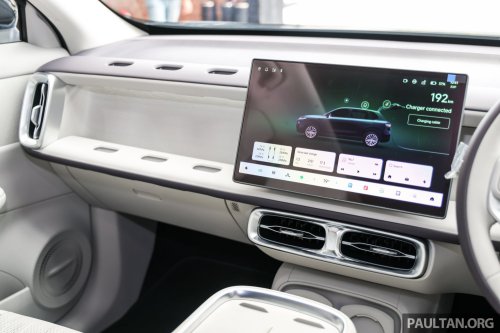 Leapmotor B10 gets first OTA software update – one-pedal driving, Apple CarPlay/Android Auto, shortcuts