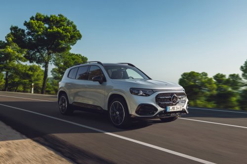2026 Mercedes-Benz GLB – 7-seat EV SUV, up to 631 km, 320 kW DC charging, 400V optional, hybrid later