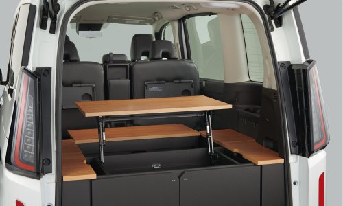 2026 Nissan Serena facelift debuts – 2.0L petrol and 1.4L e-Power hybrid powertrains, from RM73k in Japan