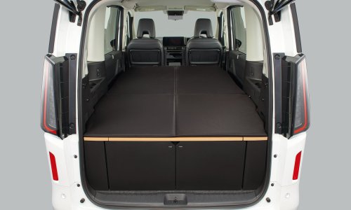 2026 Nissan Serena facelift debuts – 2.0L petrol and 1.4L e-Power hybrid powertrains, from RM73k in Japan