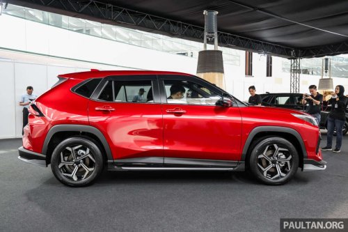 Toyota, Toyota Yaris, Toyota Yaris Cross, 2026 Perodua Traz launched in Malaysia – Toyota Yaris Cross B-SUV twin, 1.5L NA CVT, X/H variants, fr RM76k