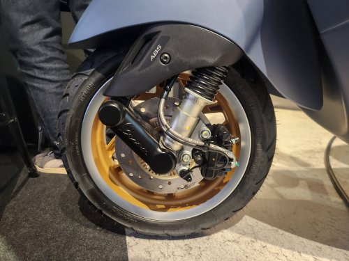 2026 Vespa Officina 8 GTV 300 and Sprint 150 launched in Malaysia – priced at RM37.9k and RM22k