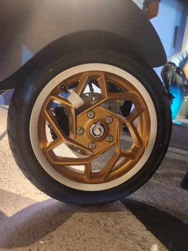 2026 Vespa Officina 8 GTV 300 and Sprint 150 launched in Malaysia – priced at RM37.9k and RM22k