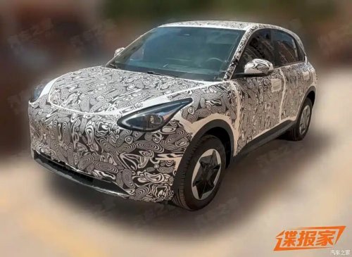 Geely, Proton, 2027 Geely Xingyuan/EX2 spied – new wheels, column shifter; more range for Proton eMas 5 twin?