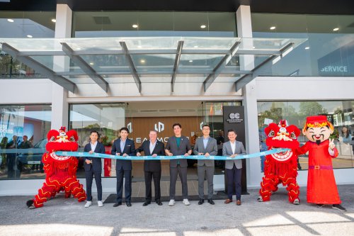Cycle &amp; Carriage opens flagship Leapmotor Glenmarie outlet, the EV brand’s first full-fledged 3S dealership