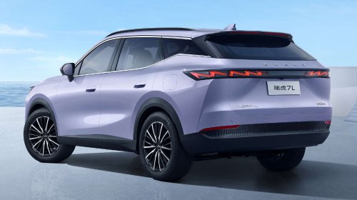 Chery Tiggo 7L in China – rebadged Omoda C7, sliding 15.6-inch touchscreen, 197 PS 1.6L turbo 4-cylinder