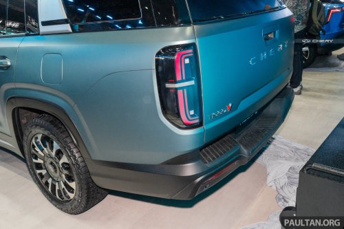 Chery Tiggo V debuts in Beijing – seven-seater SUV that can be reconfigured to a pick-up, in PHEV and ICE