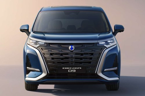 PHEV, Denza D9 DM-i goes global – PHEV luxury MPV, 353 PS, 210 km WLTP EV range, 559 kW Flash Charging