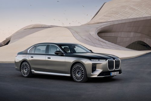 2026 BMW 7 Series facelift – G70 LCI gets Panoramic iDrive, i7 with up to 708 km WLTP range, 250 kW DCFC