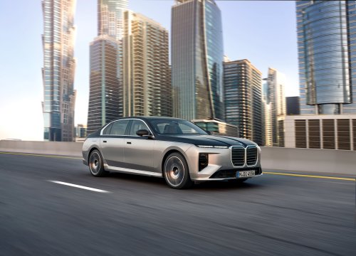 2026 BMW 7 Series facelift – G70 LCI gets Panoramic iDrive, i7 with up to 708 km WLTP range, 250 kW DCFC