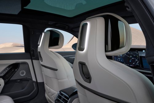 2026 BMW 7 Series facelift – G70 LCI gets Panoramic iDrive, i7 with up to 708 km WLTP range, 250 kW DCFC