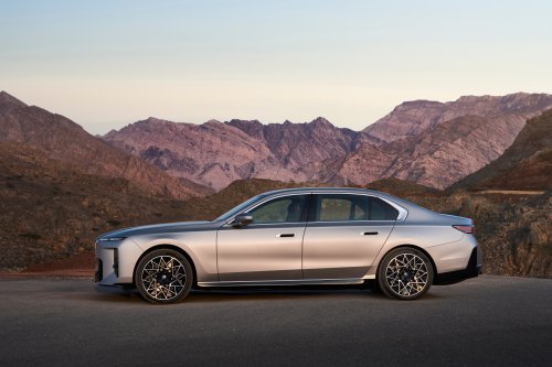 2026 BMW 7 Series facelift – G70 LCI gets Panoramic iDrive, i7 with up to 708 km WLTP range, 250 kW DCFC