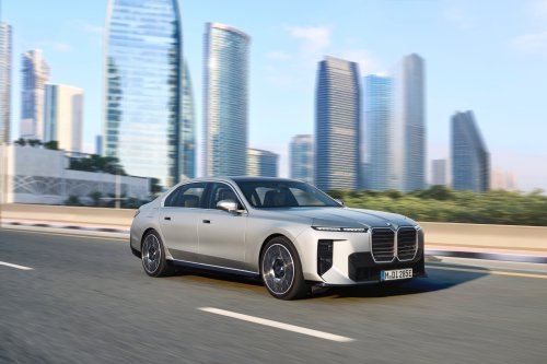 2026 BMW 7 Series facelift – G70 LCI gets Panoramic iDrive, i7 with up to 708 km WLTP range, 250 kW DCFC