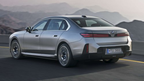 2026 BMW 7 Series facelift – G70 LCI gets Panoramic iDrive, i7 with up to 708 km WLTP range, 250 kW DCFC