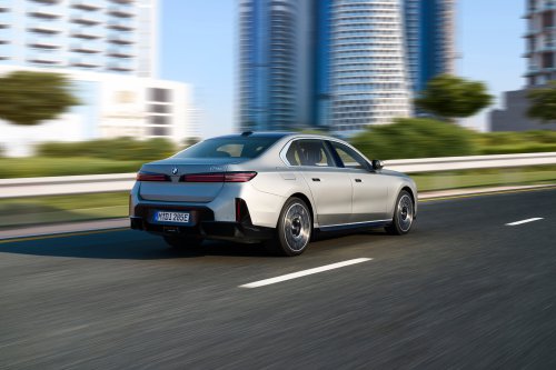 2026 BMW 7 Series facelift – G70 LCI gets Panoramic iDrive, i7 with up to 708 km WLTP range, 250 kW DCFC