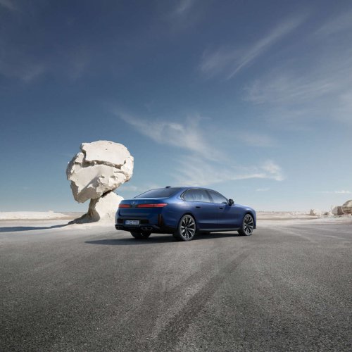 2026 BMW 7 Series facelift – G70 LCI gets Panoramic iDrive, i7 with up to 708 km WLTP range, 250 kW DCFC