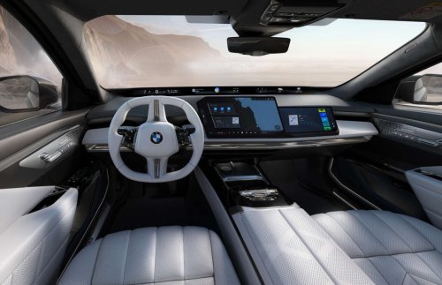 BMW, BMW 7 Series, BMW i7, 2026 BMW 7 Series facelift – G70 LCI gets Panoramic iDrive, i7 with up to 708 km WLTP range, 250 kW DCFC
