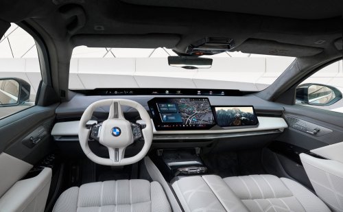 2026 BMW 7 Series facelift – G70 LCI gets Panoramic iDrive, i7 with up to 708 km WLTP range, 250 kW DCFC