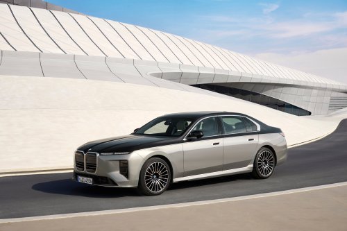 2026 BMW 7 Series facelift – G70 LCI gets Panoramic iDrive, i7 with up to 708 km WLTP range, 250 kW DCFC