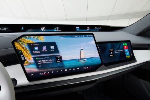 2026 BMW 7 Series facelift – G70 LCI gets Panoramic iDrive, i7 with up to 708 km WLTP range, 250 kW DCFC