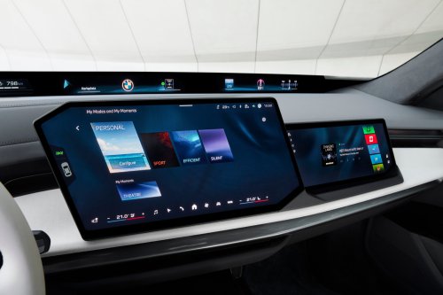 2026 BMW 7 Series facelift – G70 LCI gets Panoramic iDrive, i7 with up to 708 km WLTP range, 250 kW DCFC