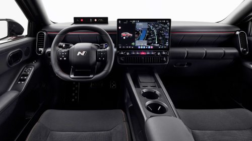 Hyundai Ioniq 3 revealed – sharp-styled EV “Aero Hatch” with up to 147 PS, 496 km WLTP range