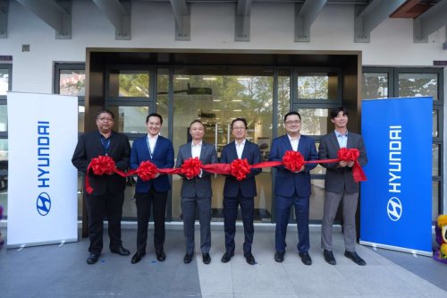 Hyundai, Hyundai Petaling Jaya opens, operated by Palm Motor