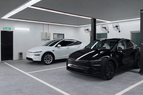 Tesla Approved Body Collision Center – Hap Seng opens two new repair facilities in Melaka and Kuching
