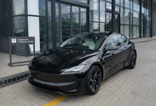 Tesla Approved Body Collision Center – Hap Seng opens two new repair facilities in Melaka and Kuching