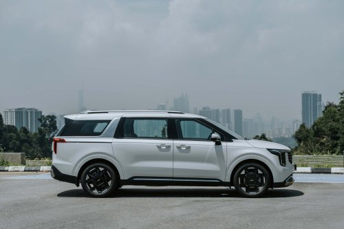 Kia Carnival 8-seater launched in Malaysia – 2-3-3 layout, ADAS, 12 Bose speakers, RM238,888 nett