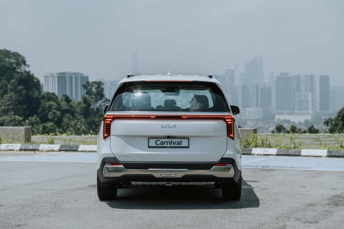 Kia Carnival 8-seater launched in Malaysia – 2-3-3 layout, ADAS, 12 Bose speakers, RM238,888 nett