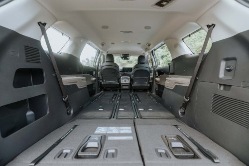 Kia Carnival 8-seater launched in Malaysia – 2-3-3 layout, ADAS, 12 Bose speakers, RM238,888 nett