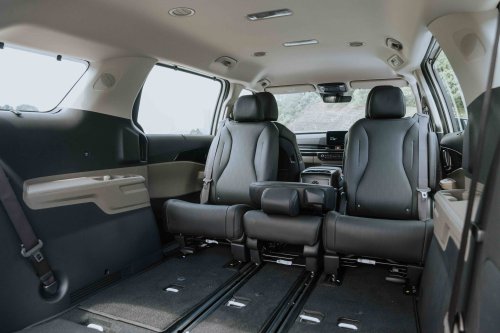 Kia Carnival 8-seater launched in Malaysia – 2-3-3 layout, ADAS, 12 Bose speakers, RM238,888 nett