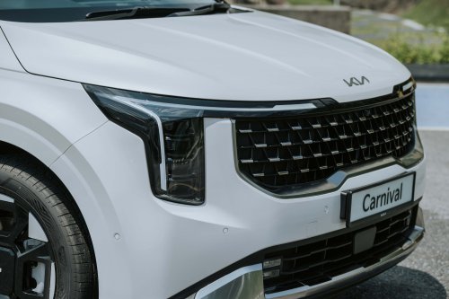 Kia Carnival 8-seater launched in Malaysia – 2-3-3 layout, ADAS, 12 Bose speakers, RM238,888 nett