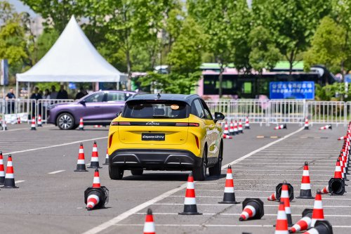 Lepas L4 EV, L6 EV, L6 PHEV revealed in Beijing – would you like to see these NEVs in Malaysia?