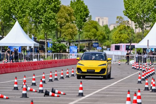 Lepas L4 EV, L6 EV, L6 PHEV revealed in Beijing – would you like to see these NEVs in Malaysia?