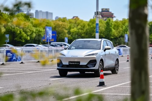 Lepas L4 EV, L6 EV, L6 PHEV revealed in Beijing – would you like to see these NEVs in Malaysia?