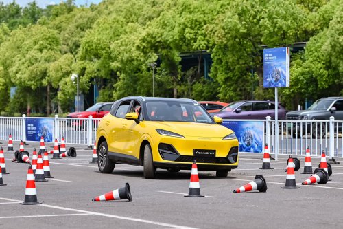 Lepas L4 EV, L6 EV, L6 PHEV revealed in Beijing – would you like to see these NEVs in Malaysia?