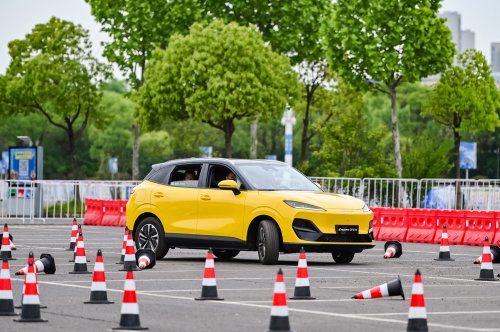 Lepas L4 EV, L6 EV, L6 PHEV revealed in Beijing – would you like to see these NEVs in Malaysia?