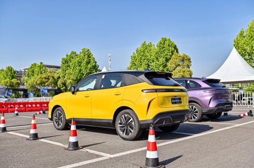 Lepas L4 EV, L6 EV, L6 PHEV revealed in Beijing – would you like to see these NEVs in Malaysia?