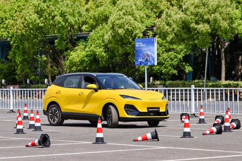 Lepas L4 EV, L6 EV, L6 PHEV revealed in Beijing – would you like to see these NEVs in Malaysia?