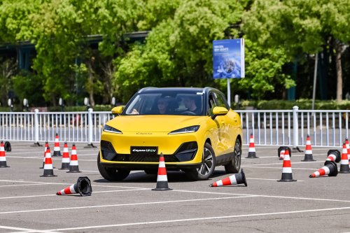 Lepas L4 EV, L6 EV, L6 PHEV revealed in Beijing – would you like to see these NEVs in Malaysia?