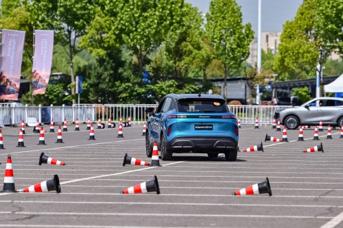 Lepas L4 EV, L6 EV, L6 PHEV revealed in Beijing – would you like to see these NEVs in Malaysia?