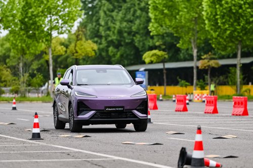 Lepas L4 EV, L6 EV, L6 PHEV revealed in Beijing – would you like to see these NEVs in Malaysia?