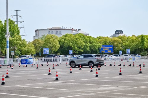 Lepas L4 EV, L6 EV, L6 PHEV revealed in Beijing – would you like to see these NEVs in Malaysia?