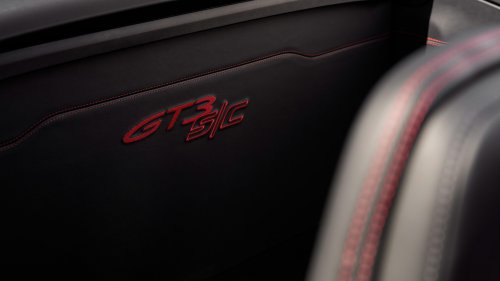 Porsche 911 GT3 S/C debuts – first-ever GT model with auto-folding roof; 510 PS NA, six-speed manual only