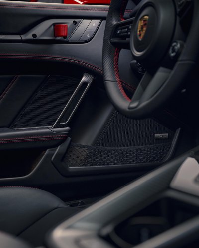 Porsche 911 GT3 S/C debuts – first-ever GT model with auto-folding roof; 510 PS NA, six-speed manual only