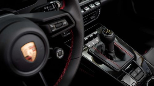 Porsche 911 GT3 S/C debuts – first-ever GT model with auto-folding roof; 510 PS NA, six-speed manual only