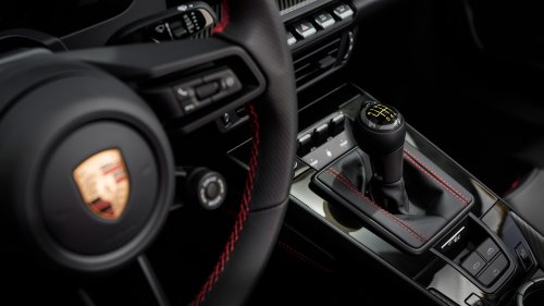 Porsche 911 GT3 S/C debuts – first-ever GT model with auto-folding roof; 510 PS NA, six-speed manual only